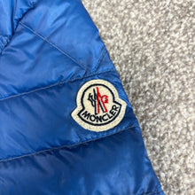 Load image into Gallery viewer, Moncler David Blue Size 2
