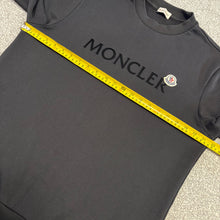 Load image into Gallery viewer, Moncler Sweatshirt Black Size Medium
