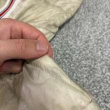 Load image into Gallery viewer, Moncler Eliot Cream Size 3
