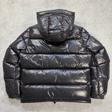 Load image into Gallery viewer, Moncler Ecrins Black Size 5
