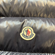 Load image into Gallery viewer, Moncler Tibb Gilet Navy Size 5
