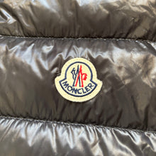 Load image into Gallery viewer, Moncler Gui Gilet Black Size 3
