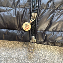 Load image into Gallery viewer, Moncler Lauros Black Size 4
