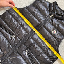 Load image into Gallery viewer, Moncler Gui Gilet Black Size 3
