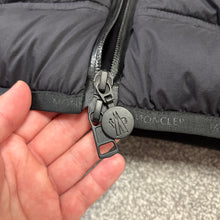 Load image into Gallery viewer, Moncler Luberon Gilet Black Size 1
