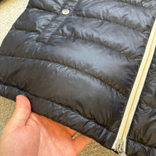 Load image into Gallery viewer, Moncler Ceze Navy Size 2

