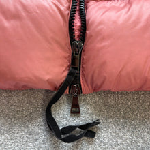 Load image into Gallery viewer, Women’s Moncler Bandama Pink Size 1
