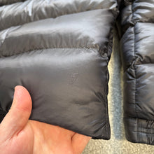 Load image into Gallery viewer, Moncler Arves Black Size 4
