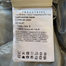 Load image into Gallery viewer, Moncler Gui Gilet Grey Size 3

