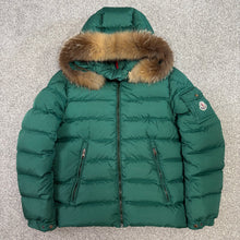 Load image into Gallery viewer, Children’s Moncler Byron Green Age 14
