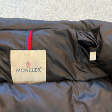 Load image into Gallery viewer, Women’s Moncler Lannic Black Size 1
