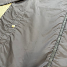 Load image into Gallery viewer, Moncler Etiache Navy Size 5
