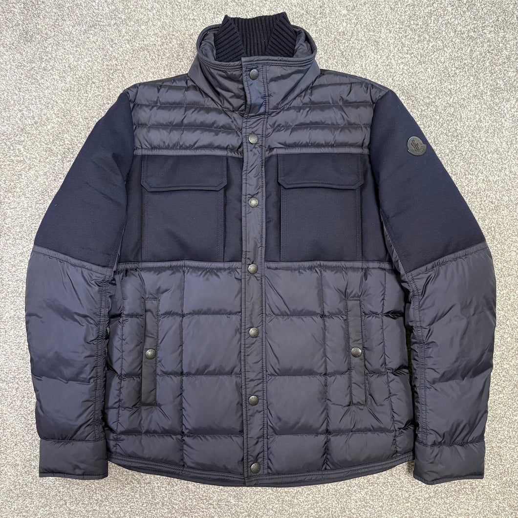 Moncler Albi Navy Size 3