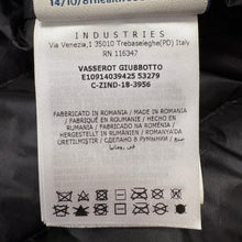 Load image into Gallery viewer, Moncler Vasserot Black Size 2
