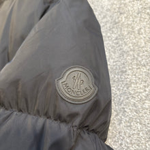 Load image into Gallery viewer, Moncler Montcla Black Size 4
