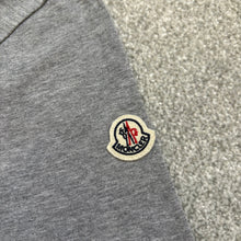 Load image into Gallery viewer, Moncler T-Shirt Grey Size XXL
