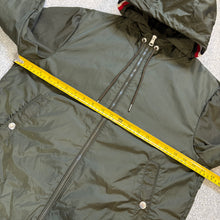 Load image into Gallery viewer, Moncler Grimpeurs Khaki Size 2
