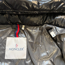 Load image into Gallery viewer, Moncler Maya Black Size 4
