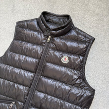 Load image into Gallery viewer, Moncler Gui Gilet Black Size 3
