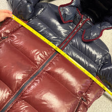 Load image into Gallery viewer, Moncler Harry Navy &amp; Burgundy Size 5
