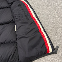 Load image into Gallery viewer, Moncler Luberon Gilet Black Size 1
