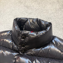 Load image into Gallery viewer, Moncler Tibb Gilet Black Size 4
