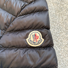 Load image into Gallery viewer, Women’s Moncler Agatelon Black Size 4

