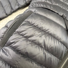 Load image into Gallery viewer, Women’s Moncler Raie Black Size 0

