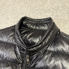 Load image into Gallery viewer, Moncler Gui Gilet Black Size 2
