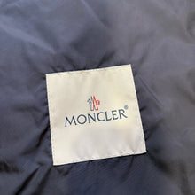 Load image into Gallery viewer, Moncler Gradignan Navy Size 5
