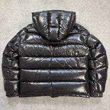 Load image into Gallery viewer, Moncler Maya Black Size 5
