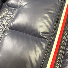 Load image into Gallery viewer, Moncler Montbeliard Navy Size 1
