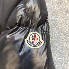 Load image into Gallery viewer, Moncler Bruel Black Size 3
