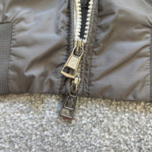 Load image into Gallery viewer, Moncler Albert Grey Size 4
