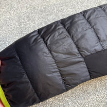 Load image into Gallery viewer, Moncler Hers Navy Size 3
