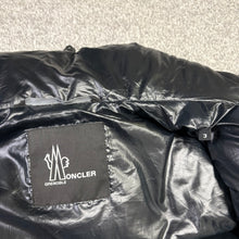 Load image into Gallery viewer, Moncler Grenoble Nantaux Gilet Black Size 3
