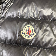 Load image into Gallery viewer, Moncler Gui Gilet Black Size 2
