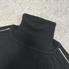 Load image into Gallery viewer, Women’s Moncler Rollneck Black Size Large
