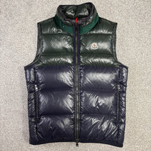 Load image into Gallery viewer, Moncler Balmat Gilet Green &amp; Navy Size 3
