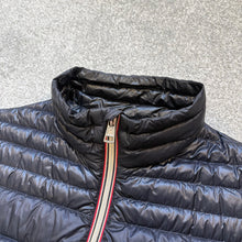 Load image into Gallery viewer, Moncler Daniel Navy Size 2
