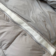 Load image into Gallery viewer, Canada Goose Everett Grey Size XL
