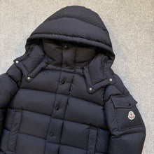 Load image into Gallery viewer, Moncler Vezere Black Size 1

