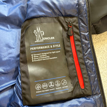 Load image into Gallery viewer, Moncler Grenoble Mouthe Navy Size 4
