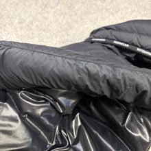 Load image into Gallery viewer, Moncler Wargnier Black Size 3
