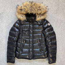 Load image into Gallery viewer, Women’s Moncler Armoise Black Size 1
