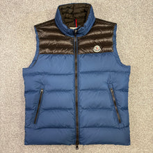 Load image into Gallery viewer, Moncler Dupres Gilet Blue Size 2
