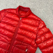 Load image into Gallery viewer, Moncler Acorus Red Size 5
