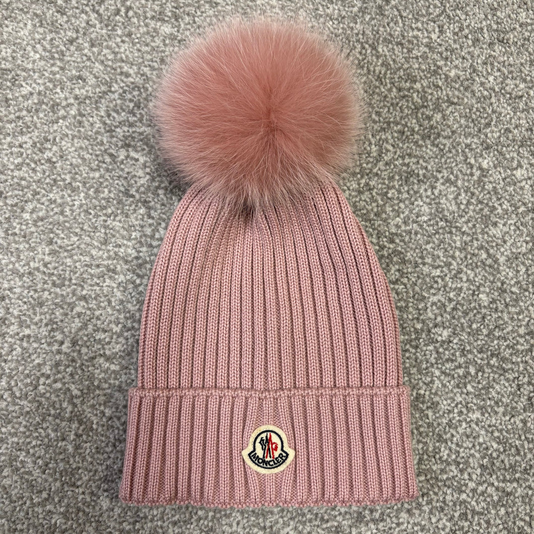 Girl’s Moncler Pom-Pom Beanie Pink Size Large