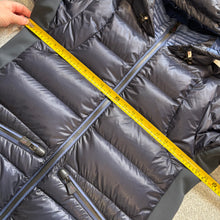 Load image into Gallery viewer, Moncler Grenoble Mouthe Navy Size 4
