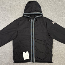 Load image into Gallery viewer, Moncler Anton Black Size 4
